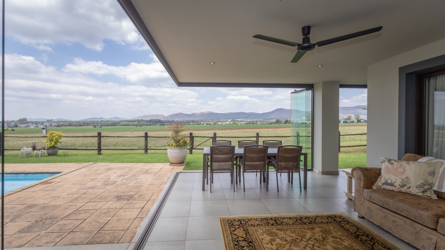 3 Bedroom Property for Sale in The Coves North West